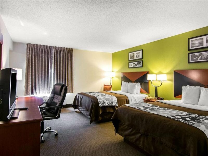 Фото Sleep Inn & Suites near Fort Gregg-Adams
