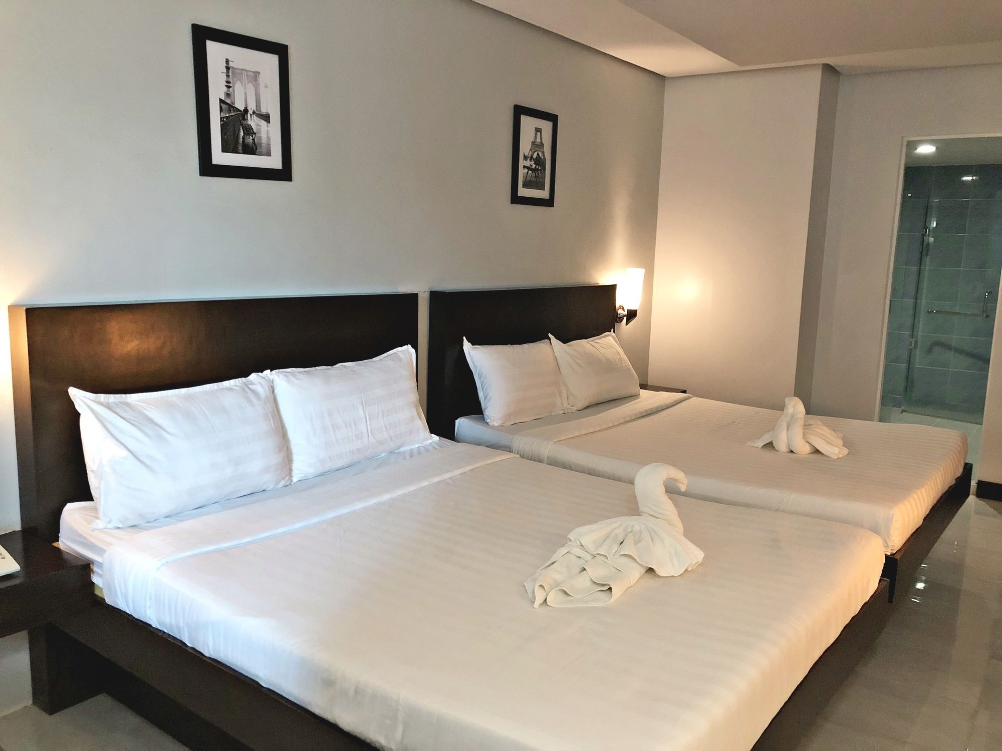 Фото Ninong's Hotel