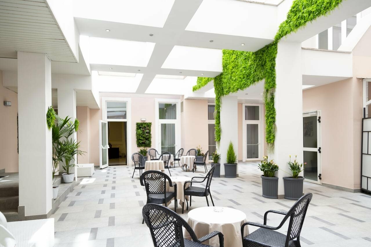 Фото Ih Hotels Roma dei Borgia