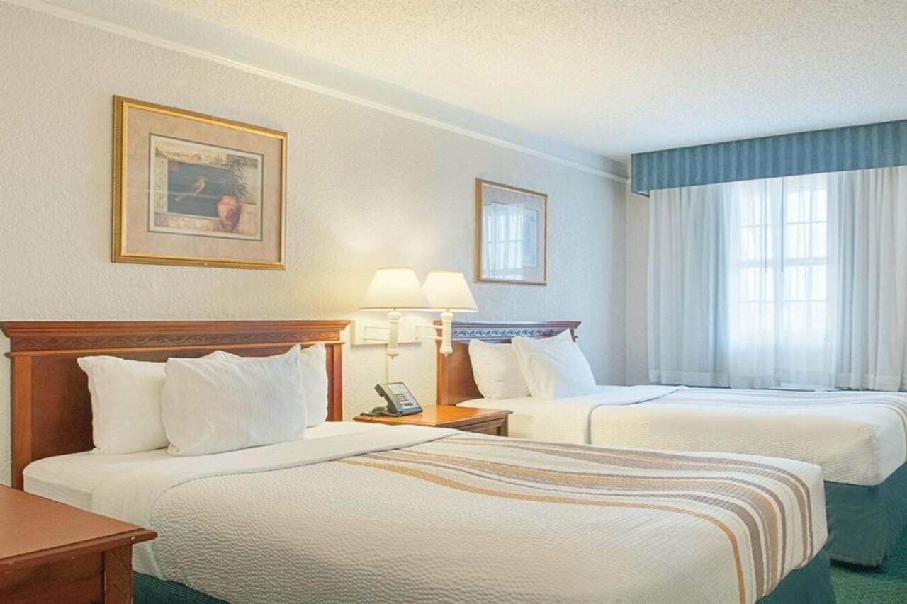 Фото La Quinta Inn by Wyndham New Orleans Veterans Metairie