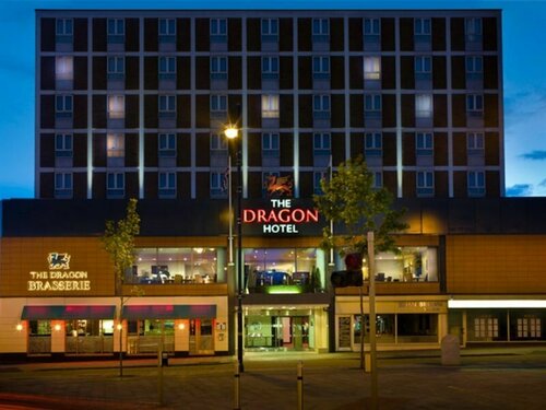 Гостиница The Dragon Hotel в Уэльсе