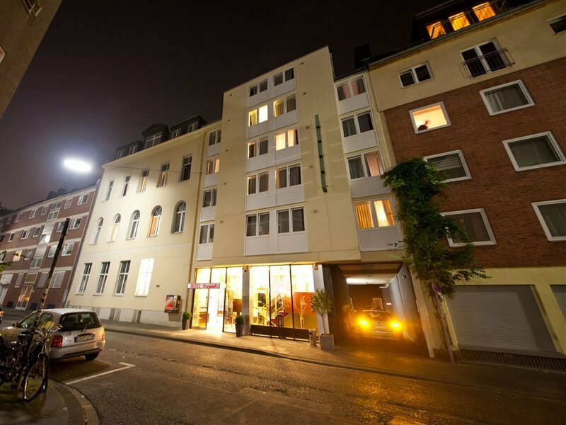 Фото Hotel Leonet