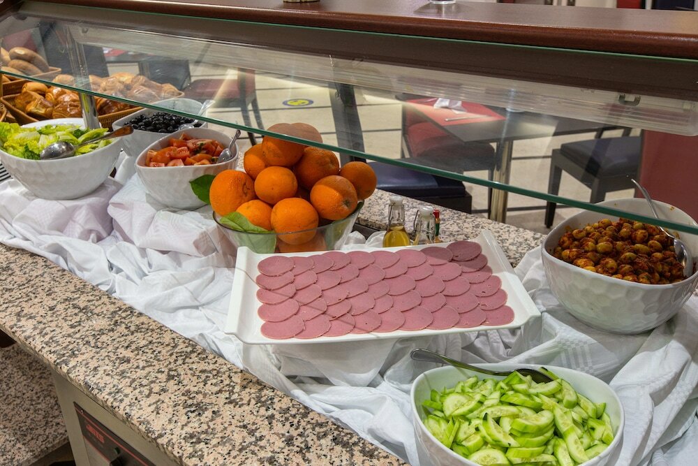 Фото Hotel Meriem