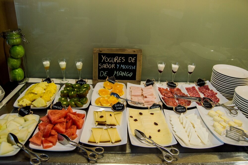 Фото Hotel Madanis Liceo