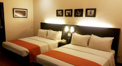 Гостиница Hotel Esse Davao в Давао