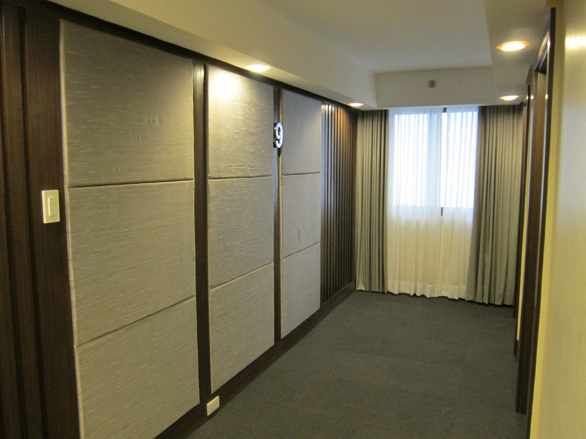 Фото The Charter House