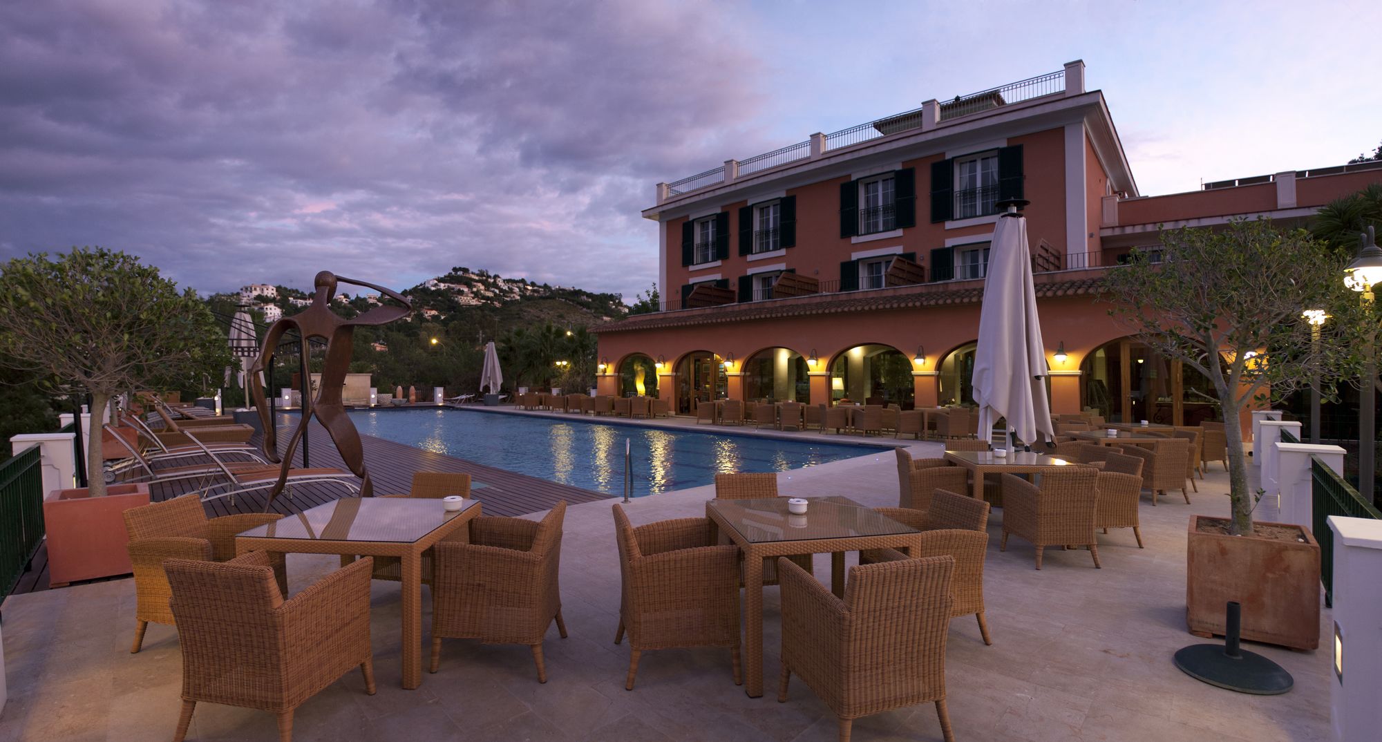 Фото Hotel Les Rotes