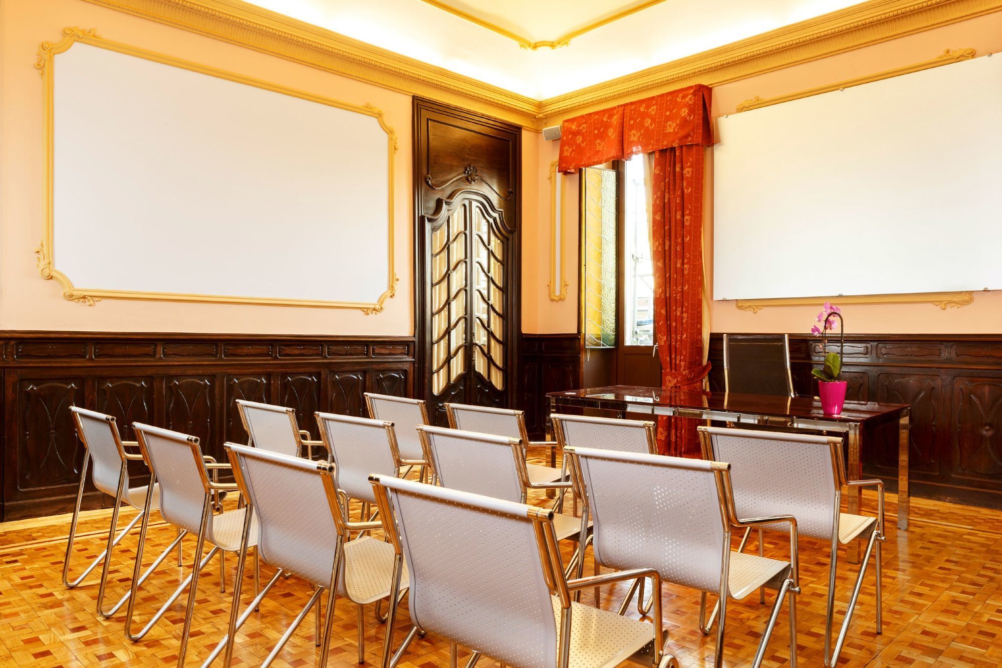 Фото Best Western Plus Royal Superga Hotel