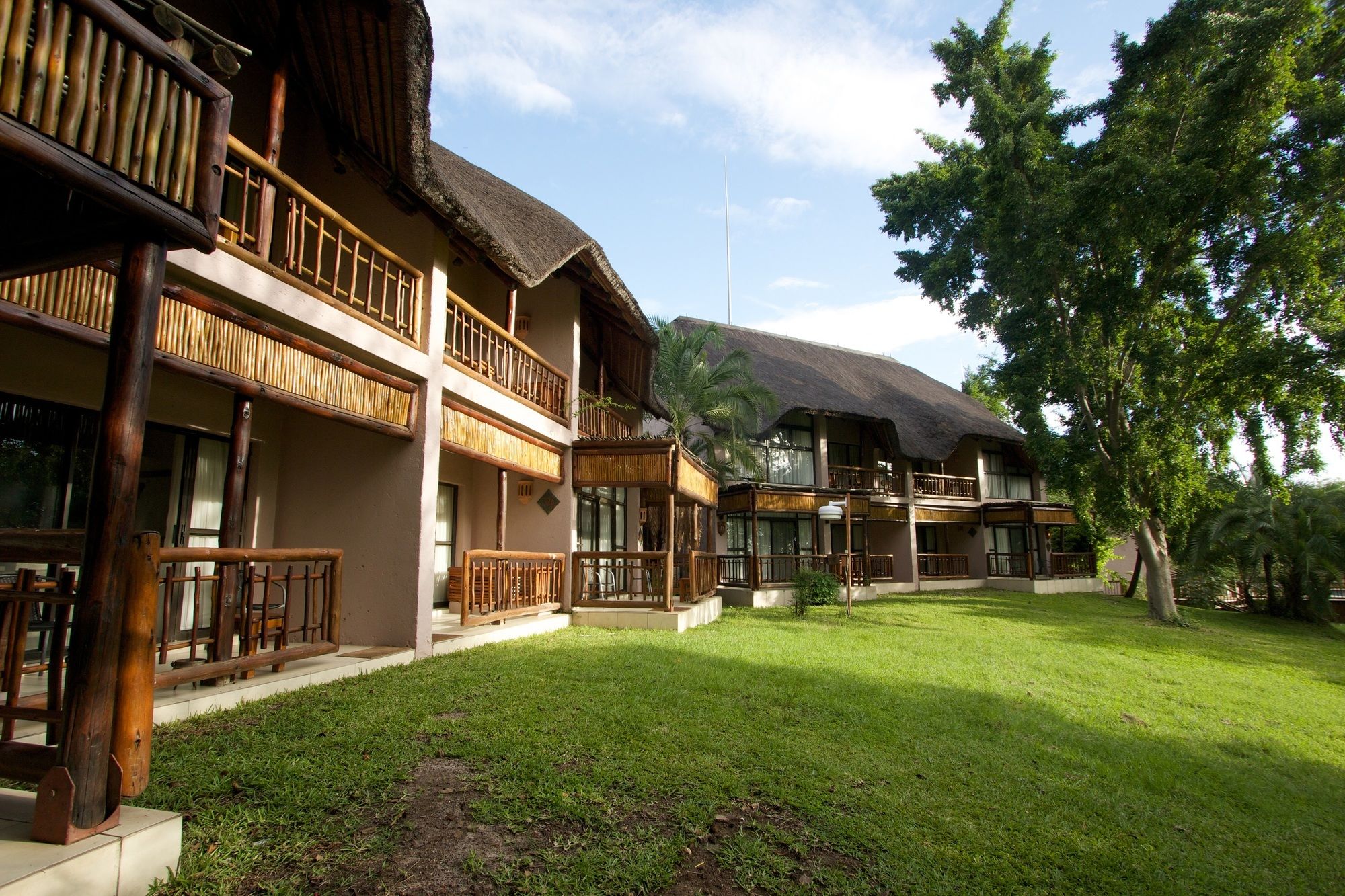 Фото Cresta Mowana Safari Resort & SPA