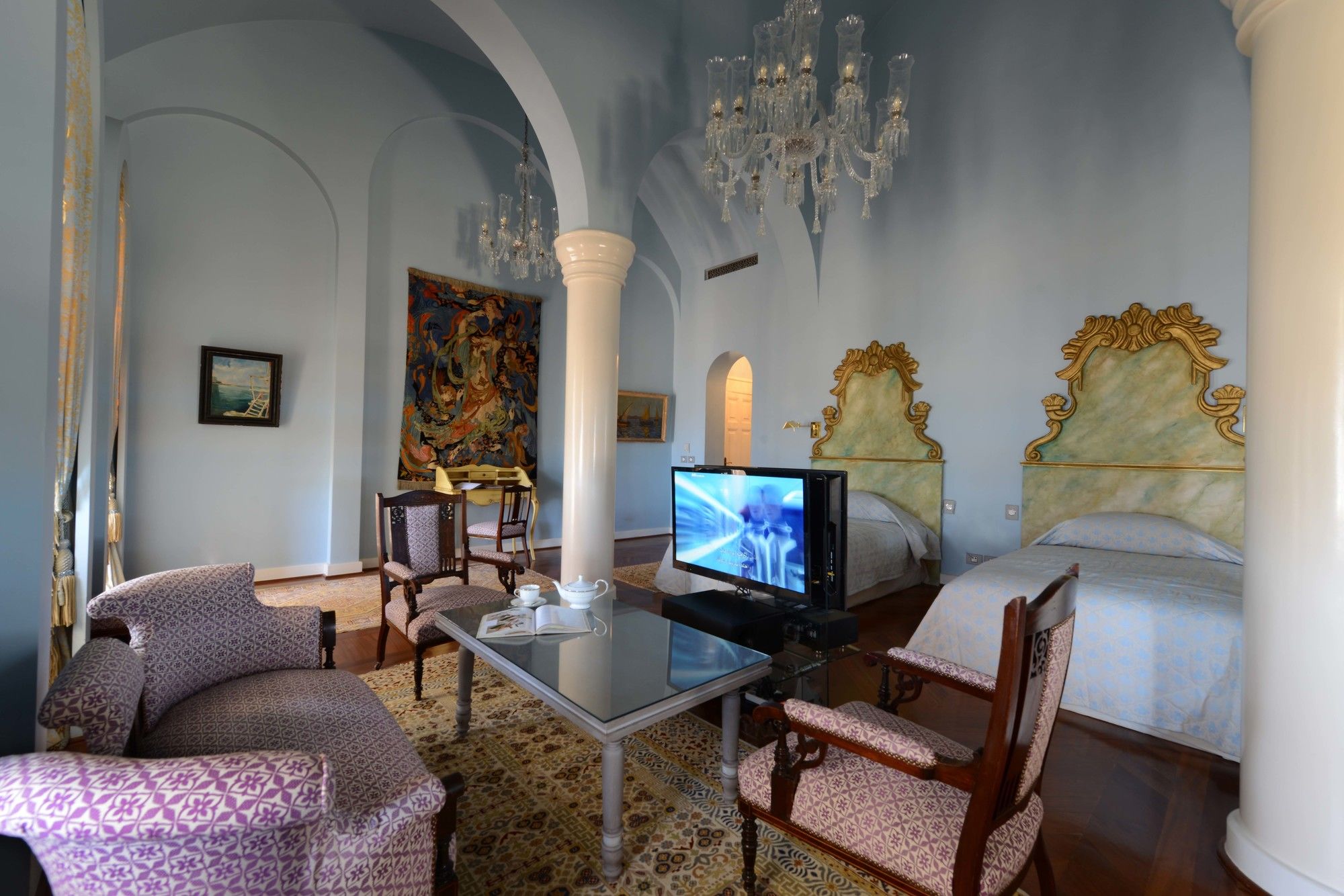 Фото La Maison Bleue