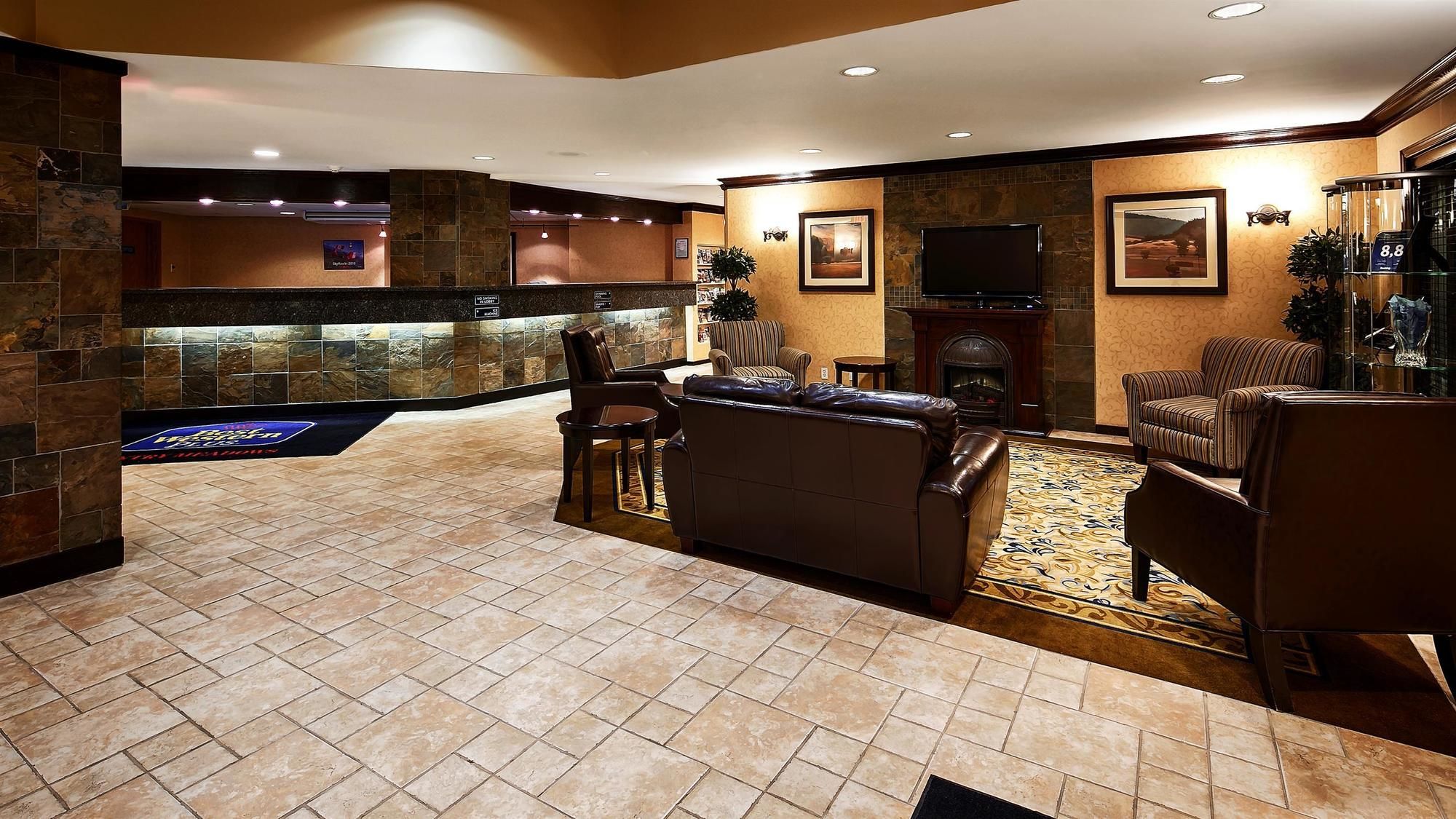 Фото Best Western Plus Country Meadows Inn