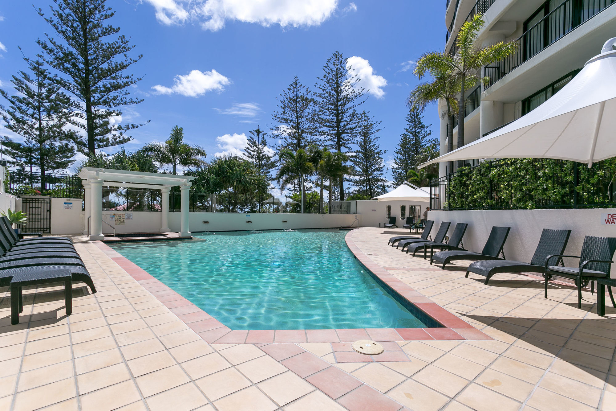 Фото Mantra Coolangatta Beach