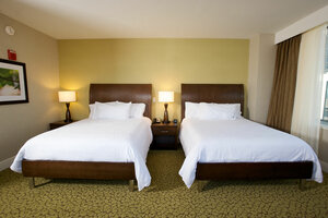Гостиница Hilton Garden Inn Buffalo Downtown
