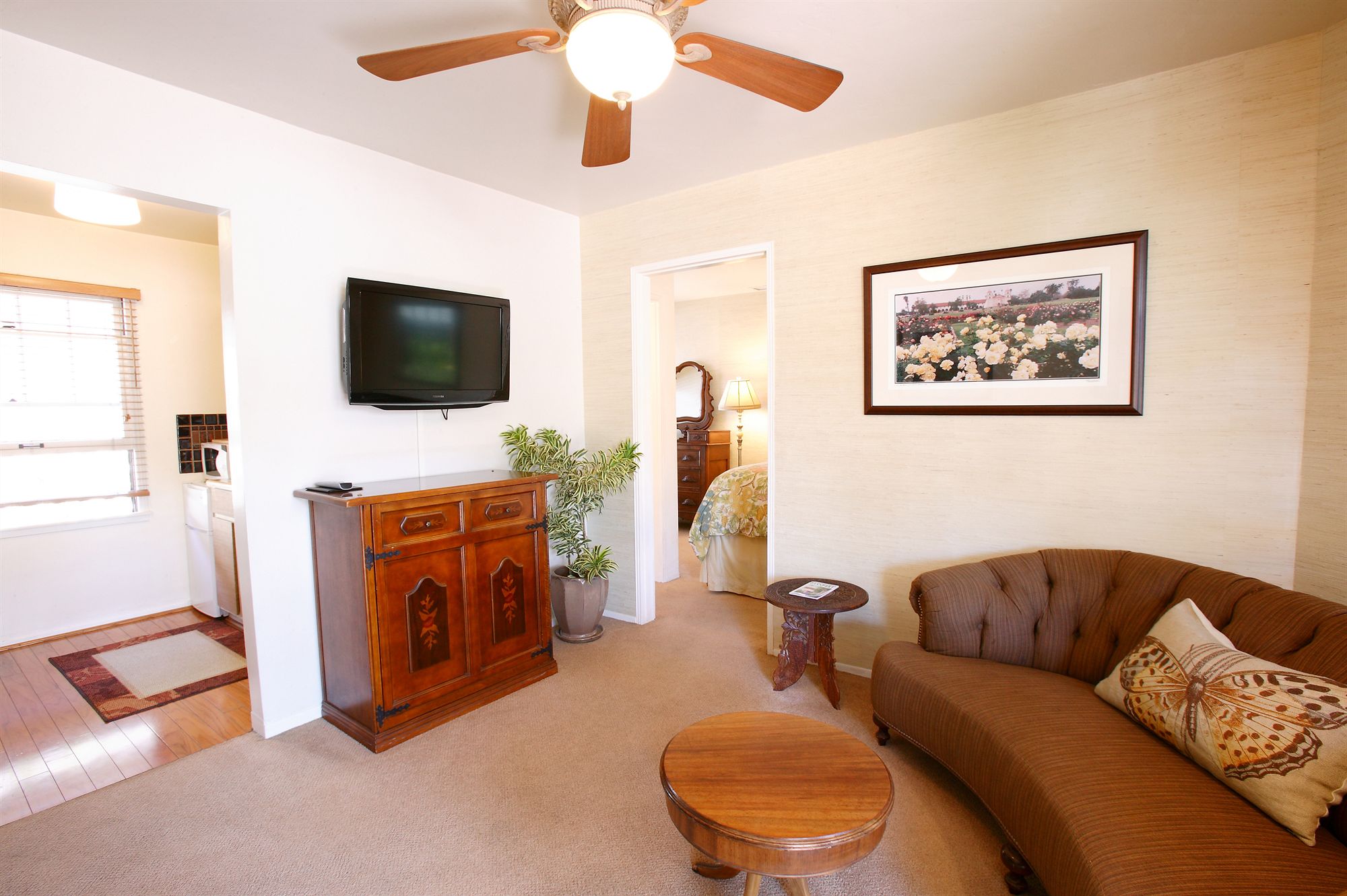 Фото Harbor House Inn