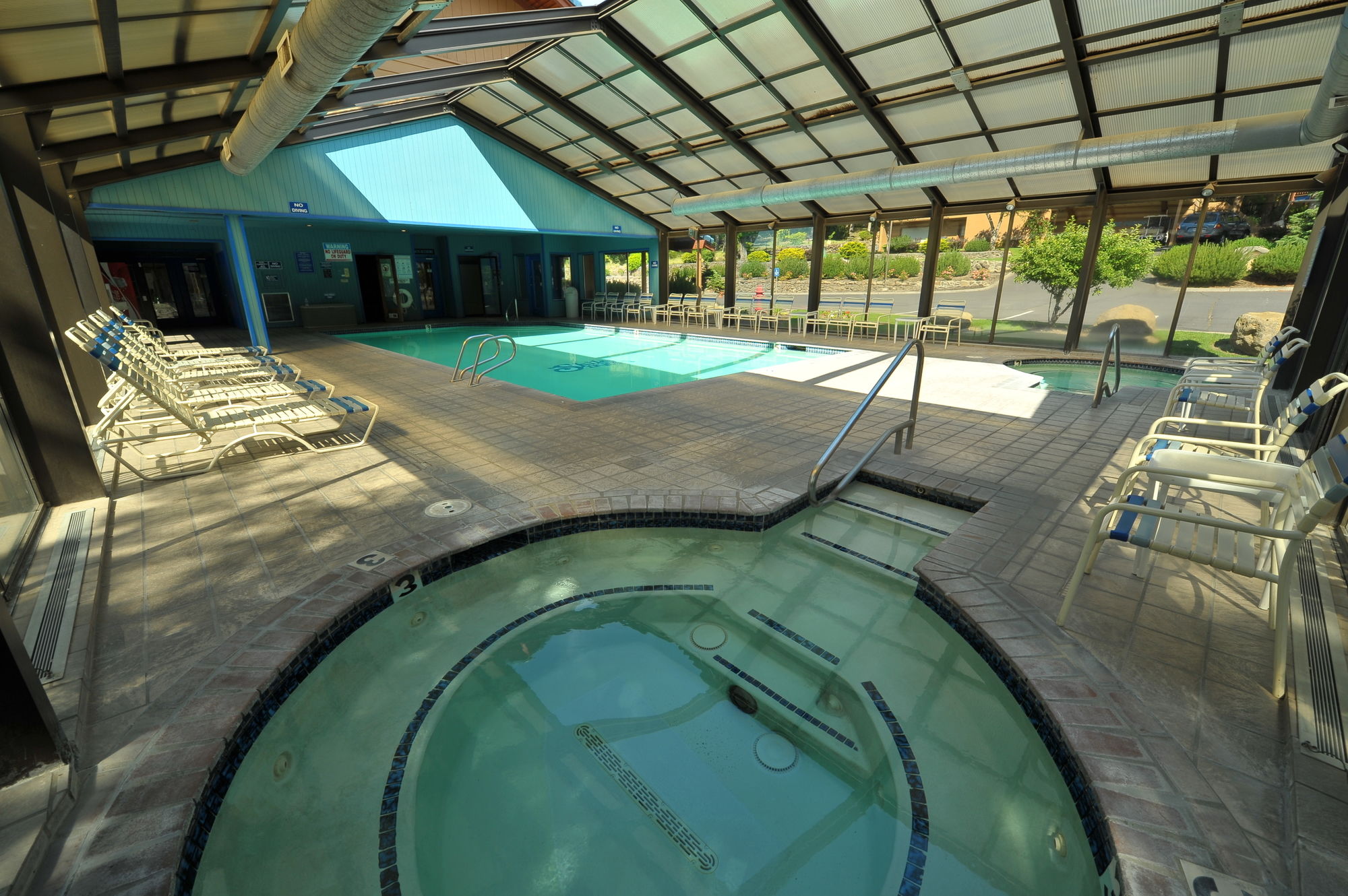 Фото Shilo Inn Suites Hotel - Bend