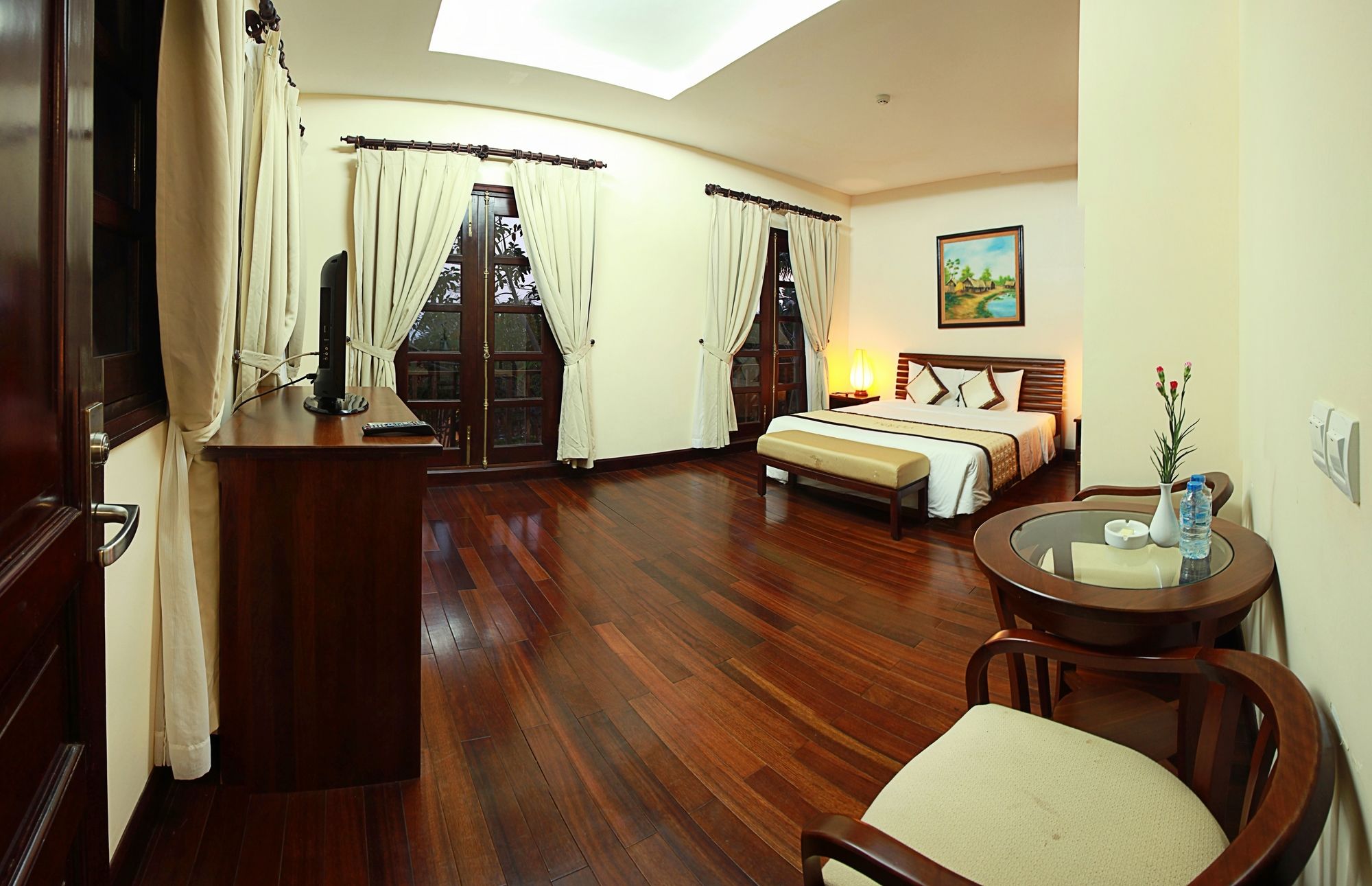 Фото Son Tra Resort & Spa