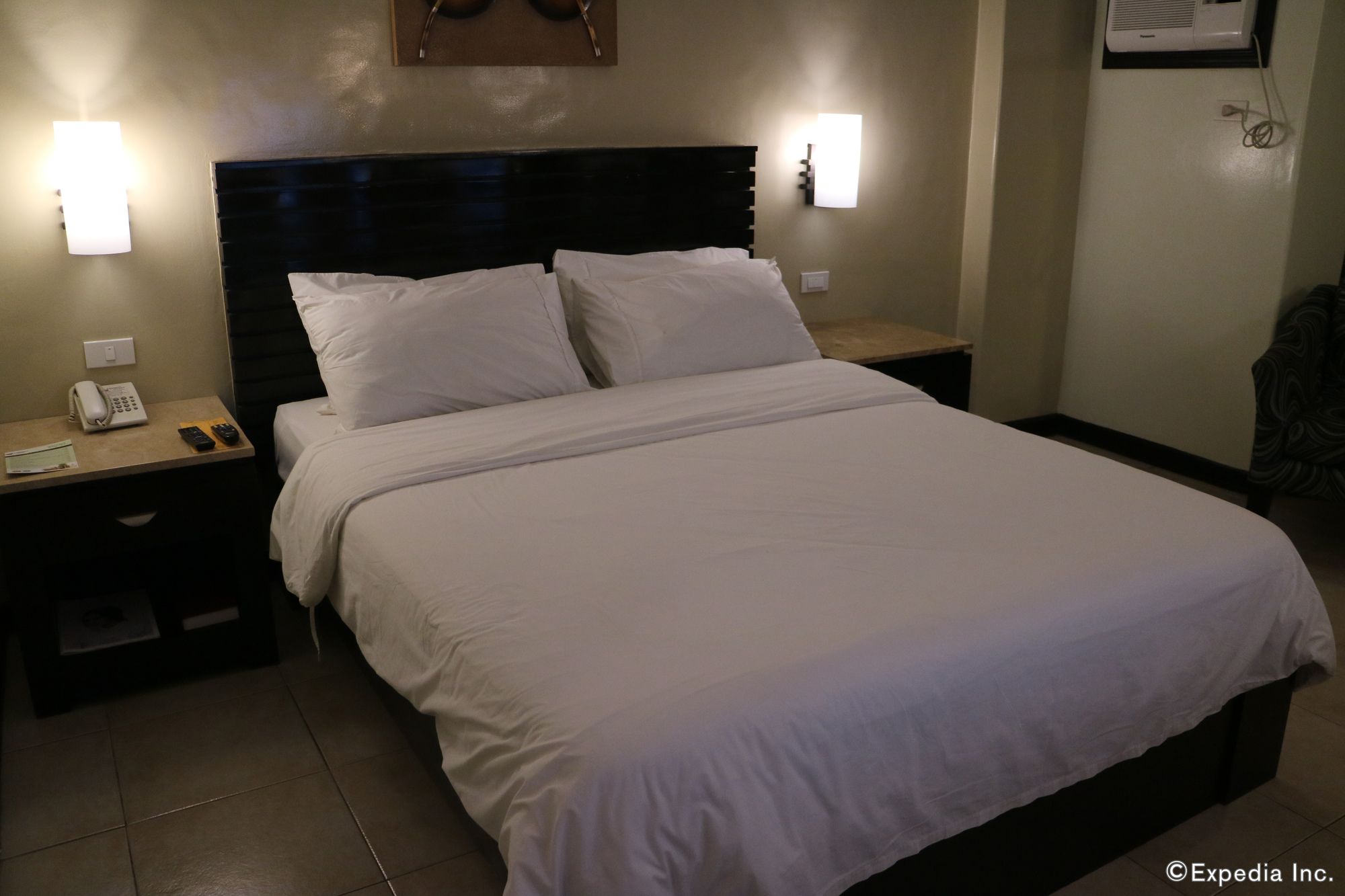 Фото Mo2 Westown Hotel Iloilo