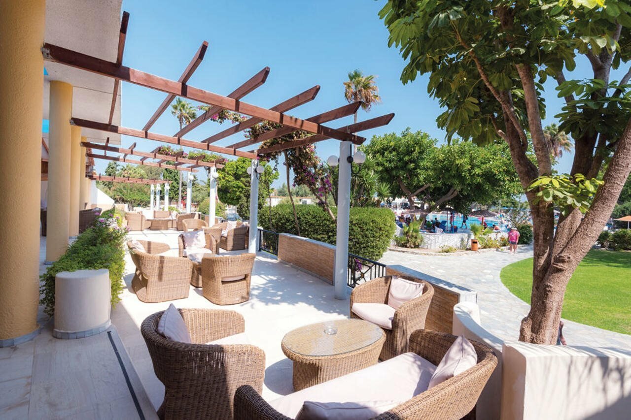 Фото Atlantis Hotel