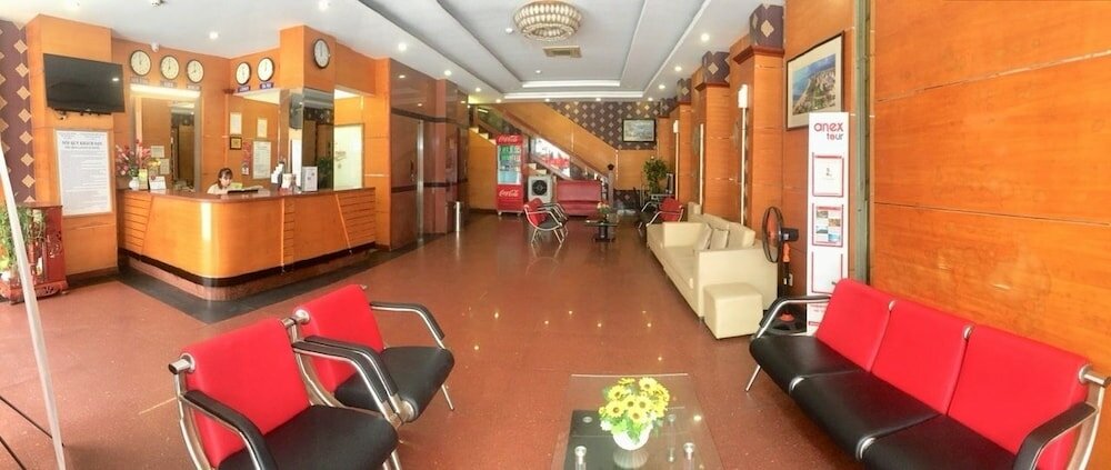 Фото Nhat Thanh Hotel