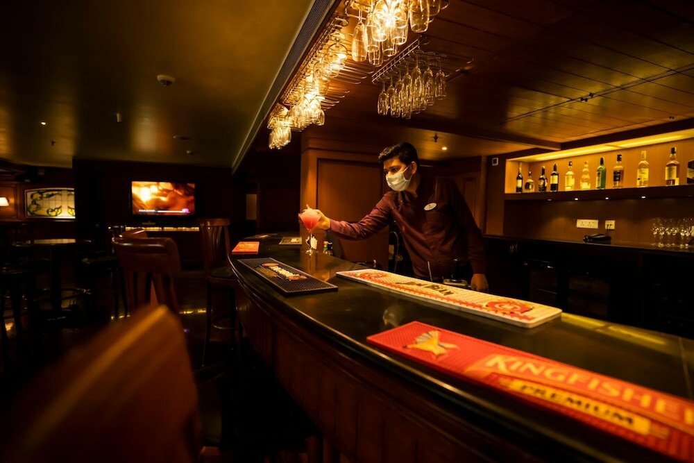 Фото Royal Orchid Central