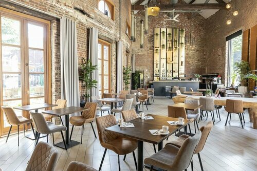 Внешний вид отеля Eburon Hotel - Different Hotels в Тонгерене, фото 1