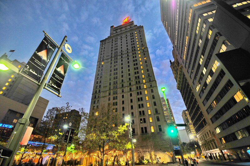 Гостиница Magnolia Hotel Dallas Downtown в Далласе