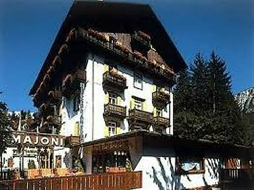 Гостиница Hotel Majoni в Кортина-д`Ампеццо