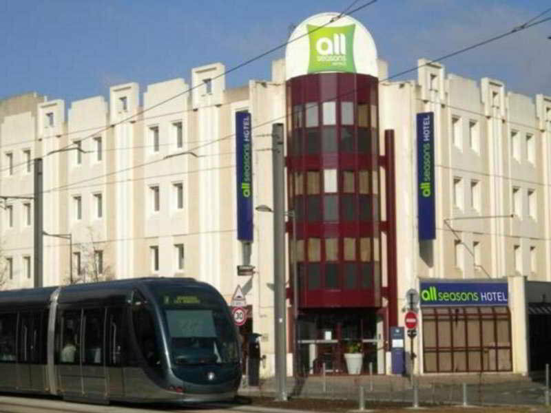 Фото Ibis Styles Bordeaux Gare Saint Jean