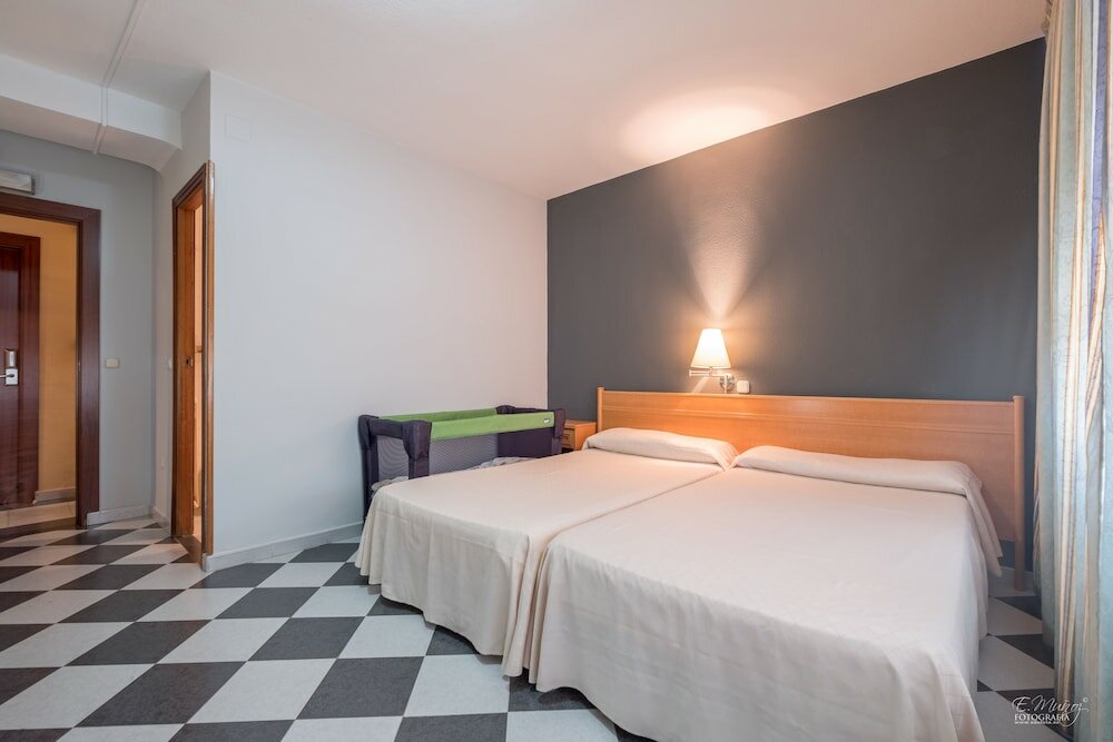 Фото Hotel Vivar