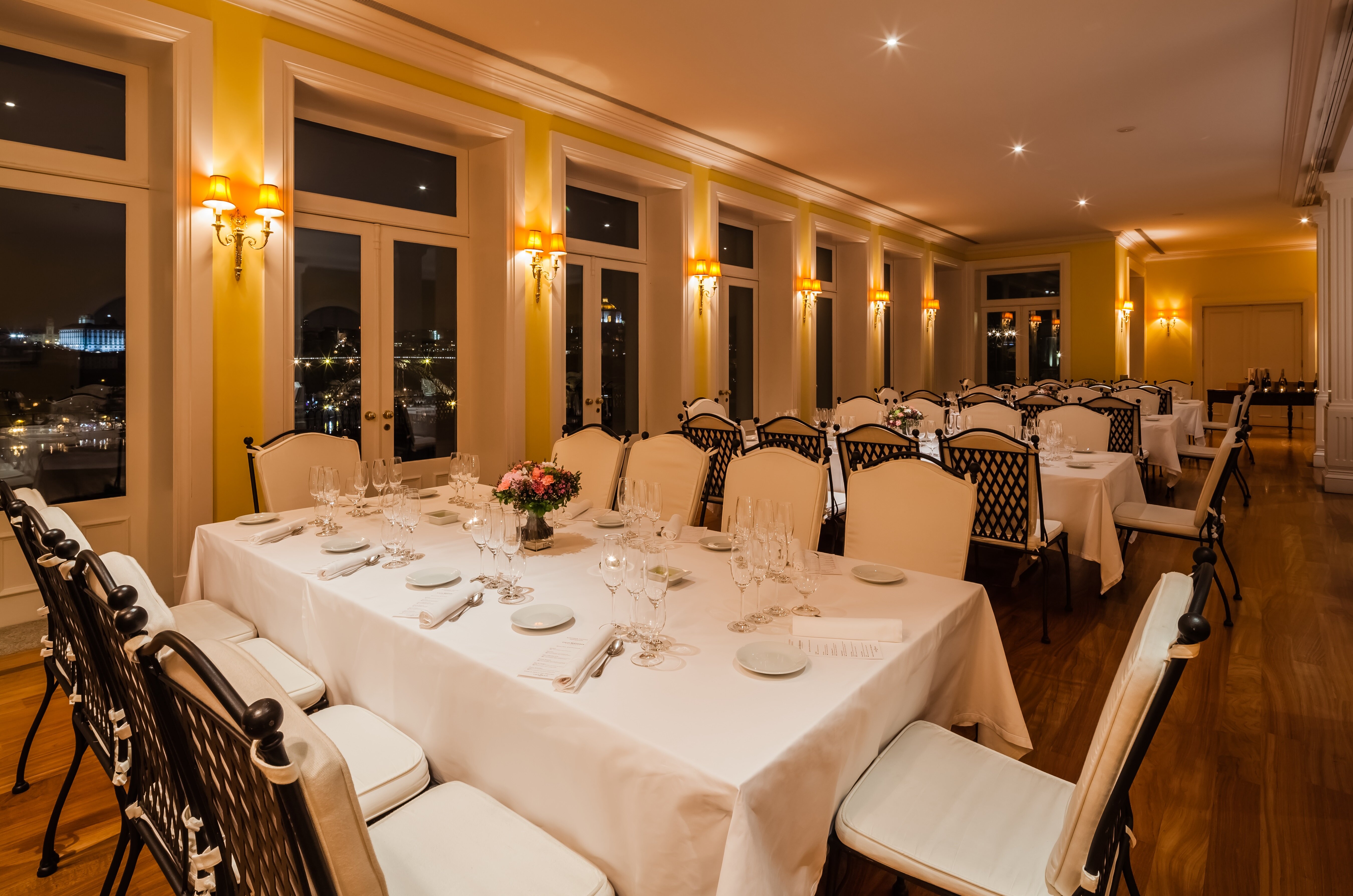 Фото The Yeatman Hotel