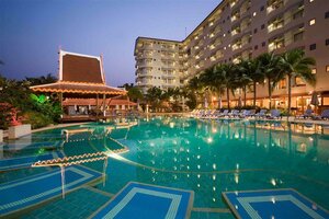 отель Heeton Concept Hotel Pattaya by Compass Hospitality