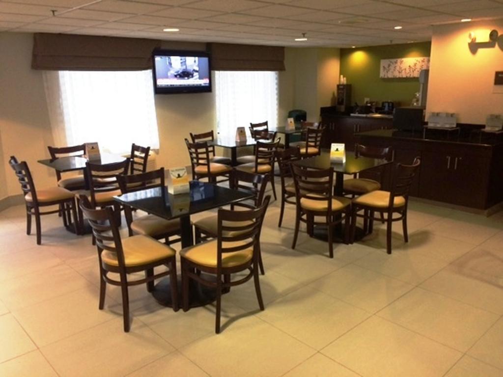 Фото Sleep Inn Matthews - Charlotte