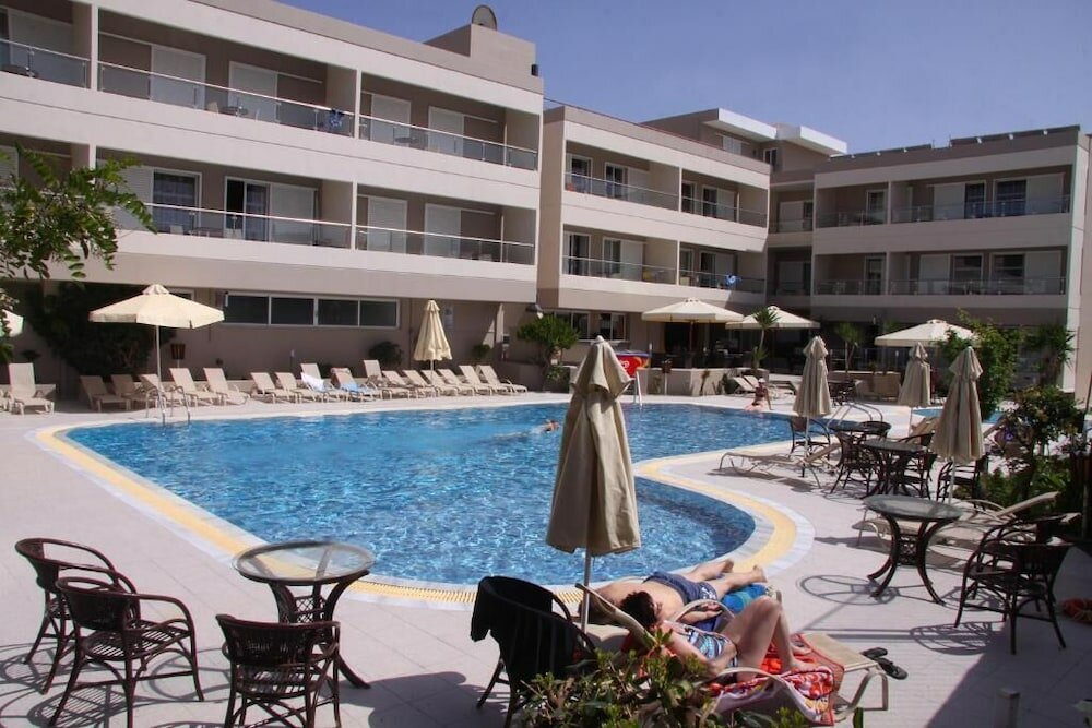 Фото Agela Apartments