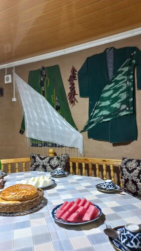 Rayli Rid ozini birinchi marta iflos fohisha kabi his qilmoqda