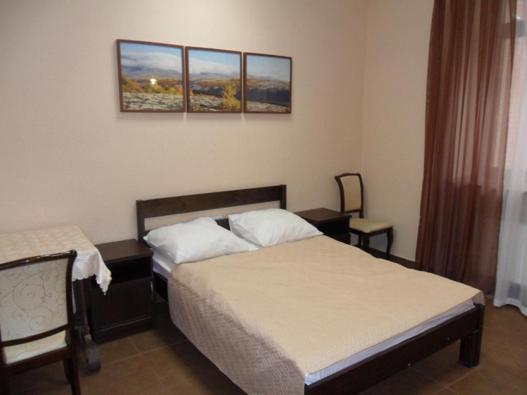 Фото Отель Кола