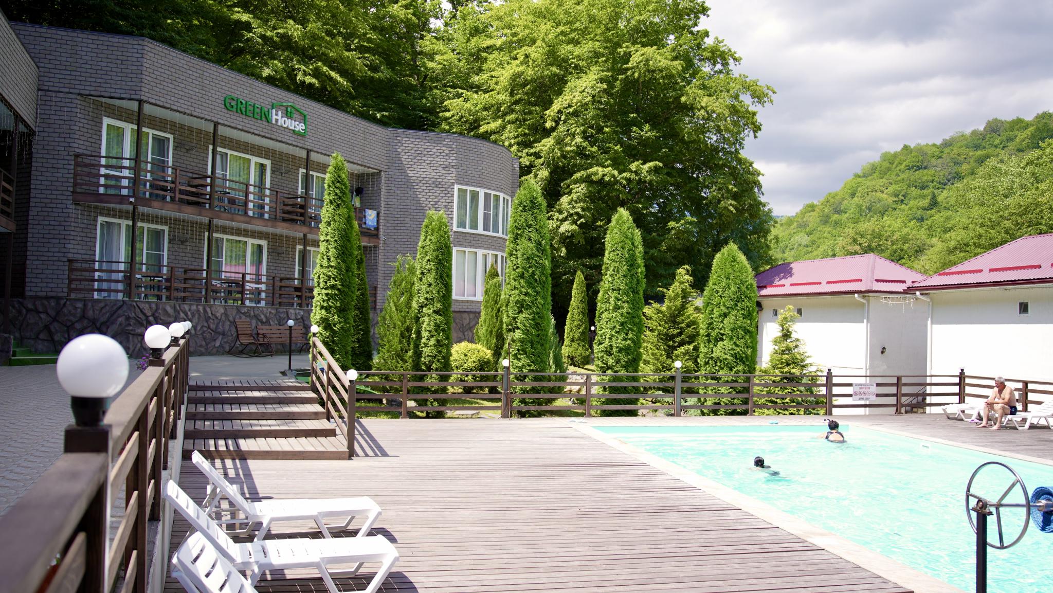 Фото отеля 2