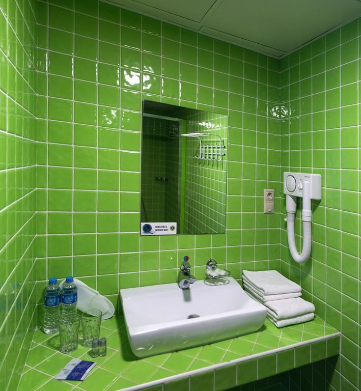 Фото Сытый Ежик