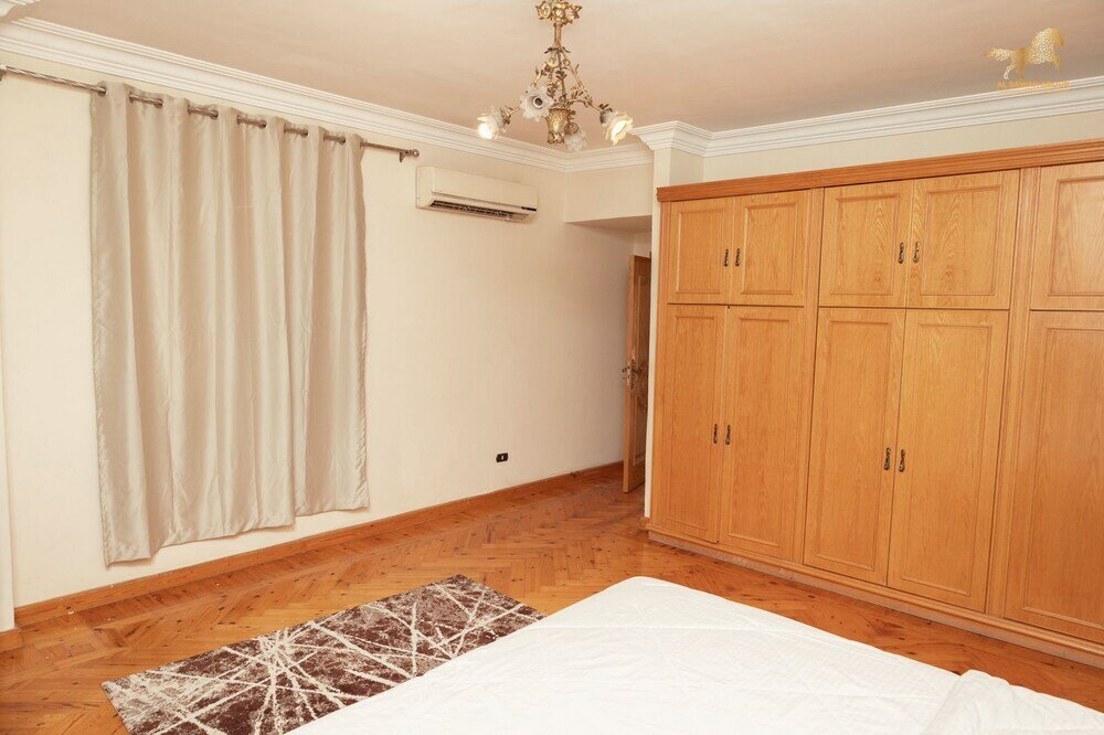 Фото Villa In Deplomaseen District