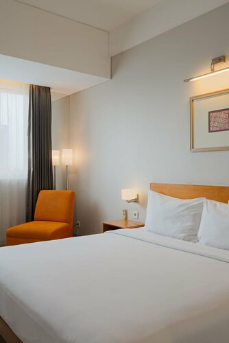 Внешний вид отеля The Capital Hotel Surabaya в Сурабой, фото 5