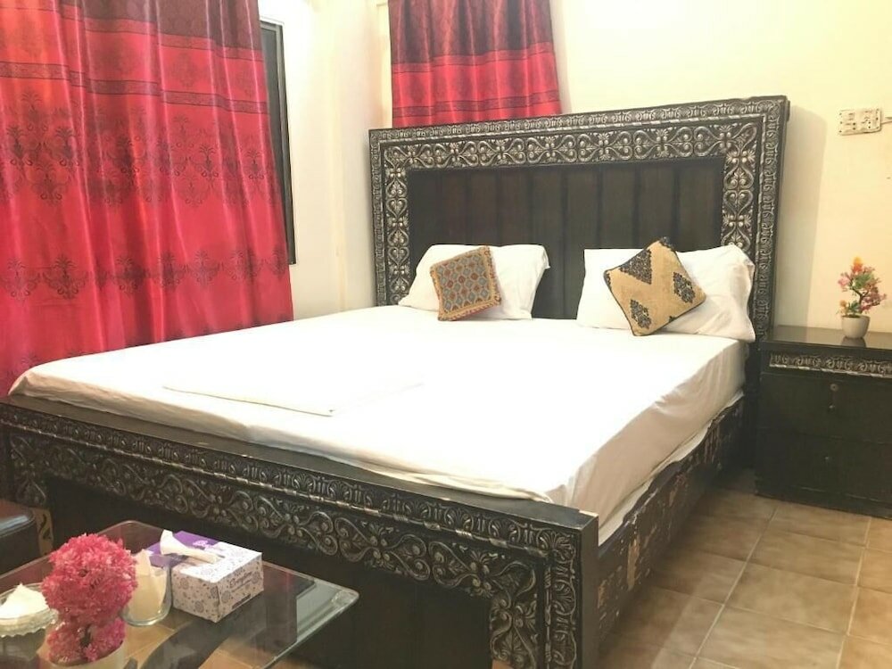 Фото Embassy inn Guest House Hyderabad