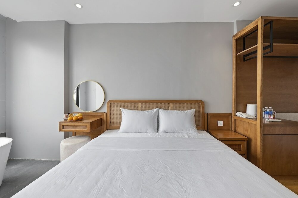 Фото Lakeview Residence Hotel