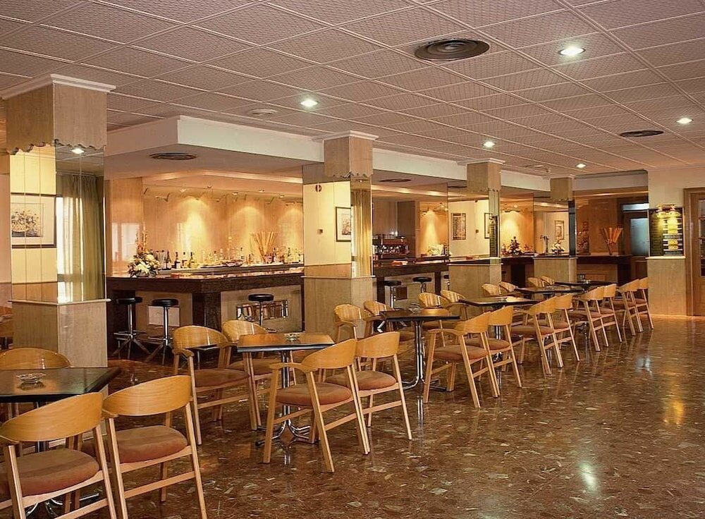 Фото Hotel Caballo de Oro