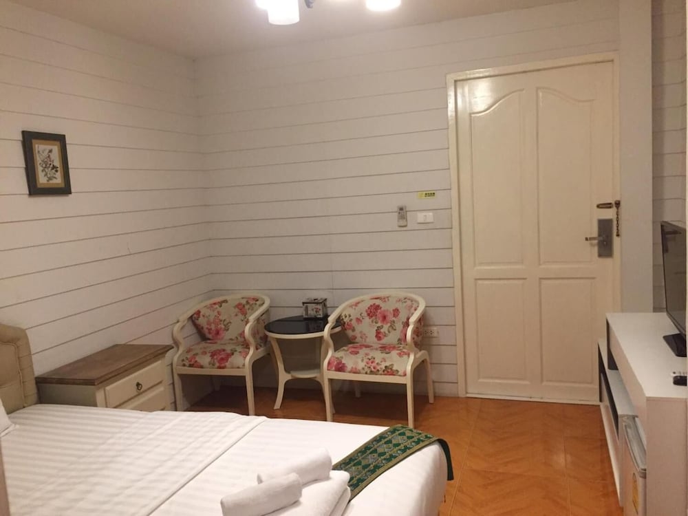 Фото Ban Thungdang Boutique Hotel