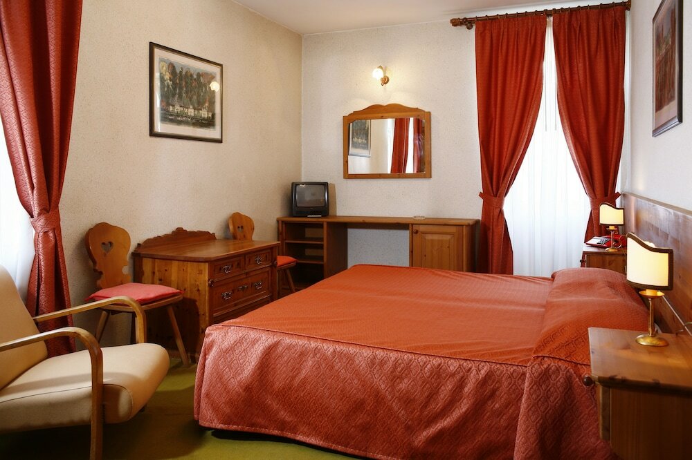 Фото Hotel Corona