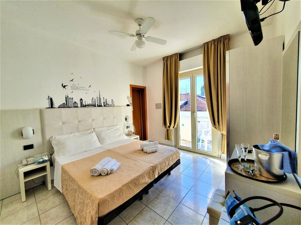 Фото Hotel Marina