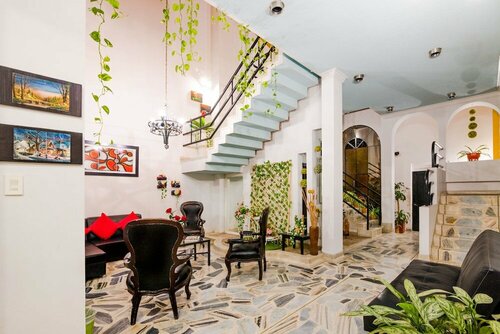 Гостиница HospedajeCaneyCali-com Sede Ingenio в Кали