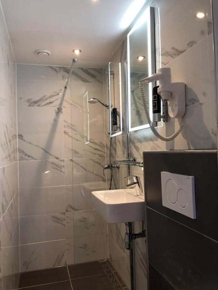 Фото Facade Hotel Amsterdam