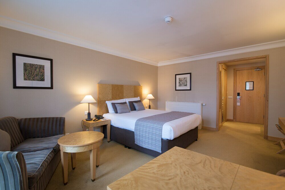 Фото Regency Park Hotel