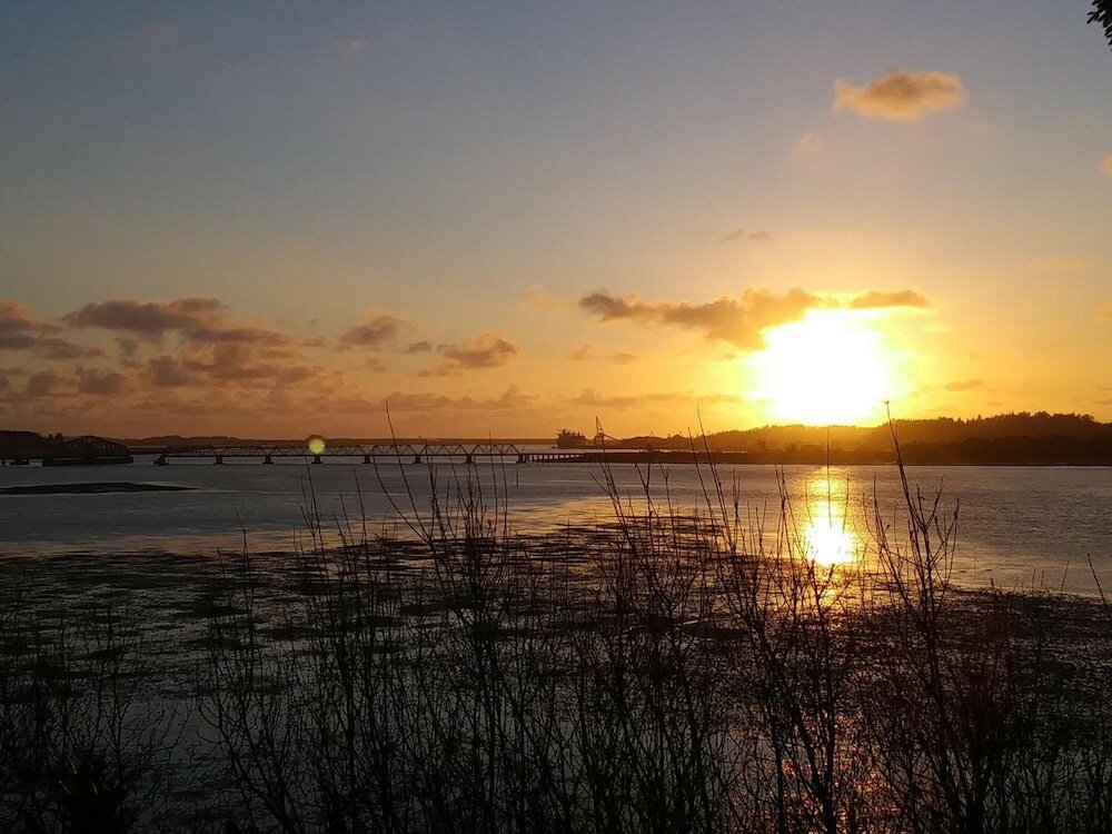 Фото Bay Bridge Motel