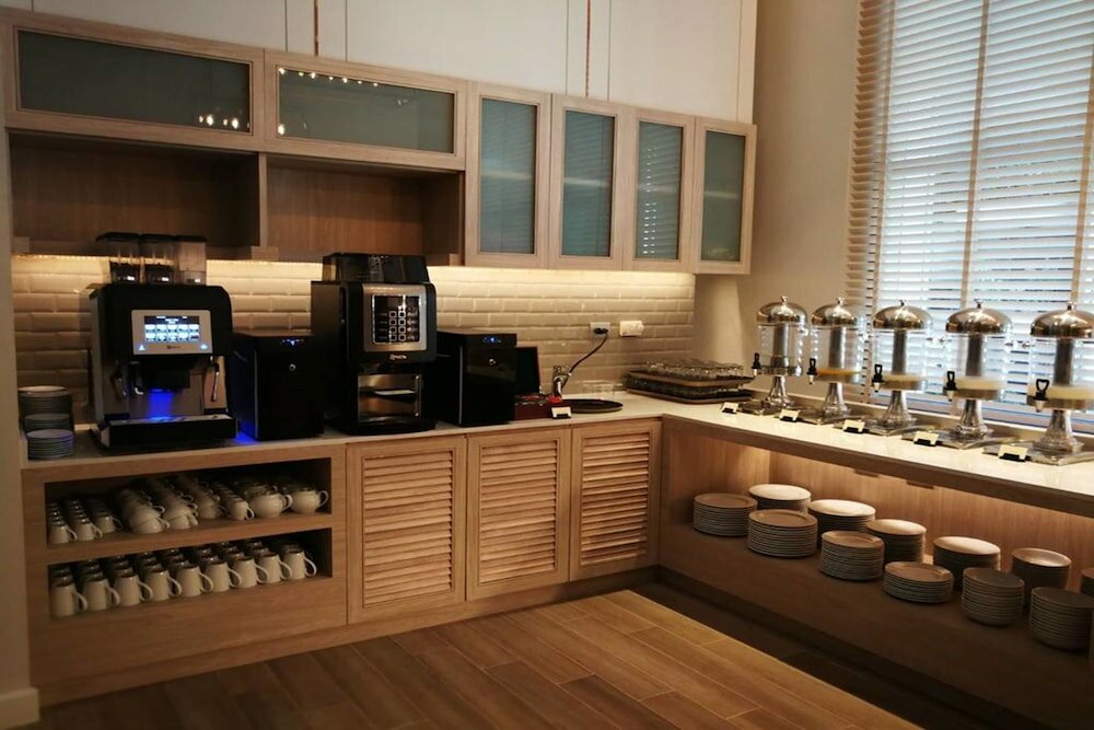 Фото Hyatt Place Bangkok Sukhumvit 24